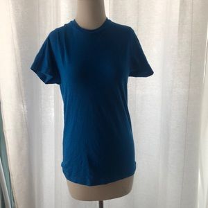 2 blue t-shirts